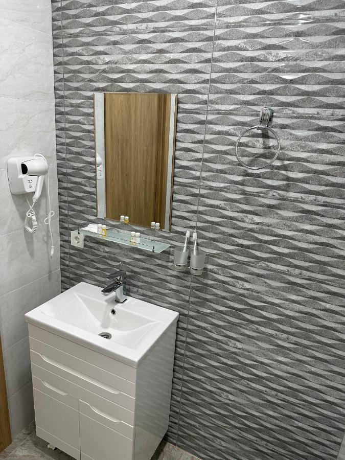 5 Wood Hotel & Spa Tasjkent Eksteriør bilde
