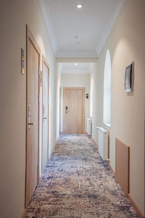 5 Wood Hotel & Spa Tasjkent Eksteriør bilde